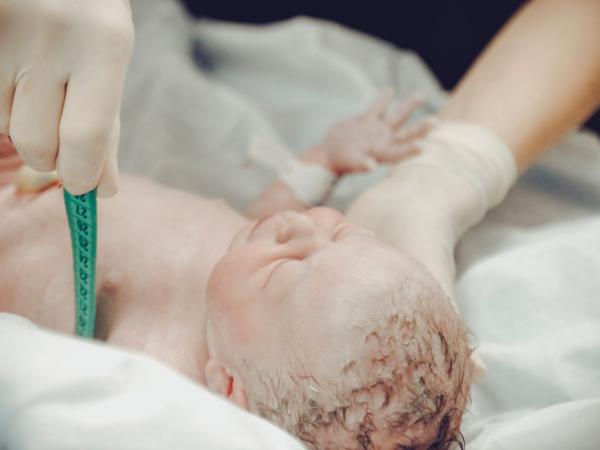 Waarom wordt een baby net de geboorte onmiddellijk gewassen? - Laat je inspireren door onze artikelen en kennis